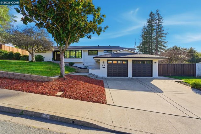 89 Greenfield Dr, Moraga, CA 94556