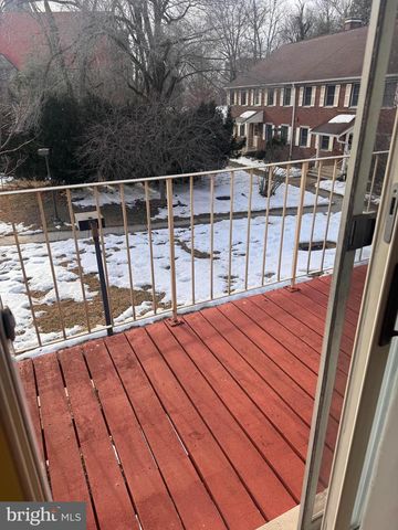 46-C BUTTONWOOD ST, Mount Holly, NJ 08060