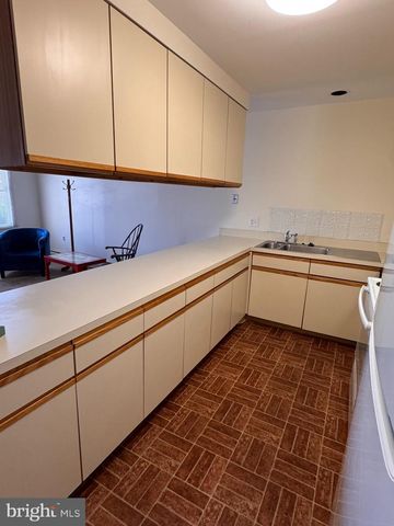 46-C BUTTONWOOD ST, Mount Holly, NJ 08060