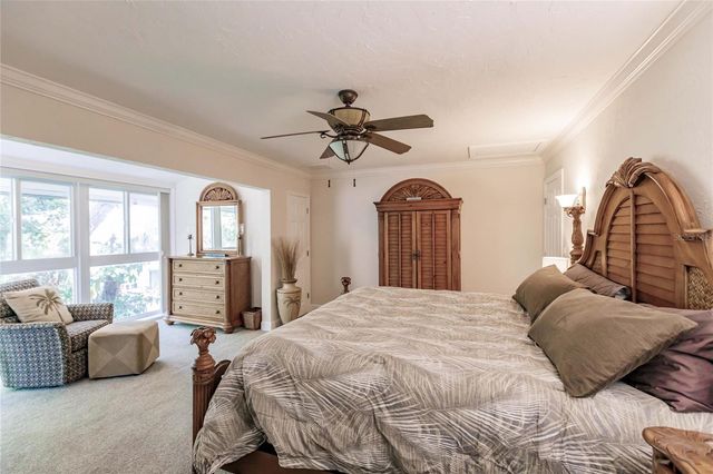 1207 E PEPPERTREE DRIVE 231, Sarasota, FL 34242