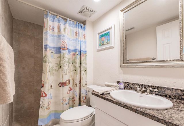 1207 E PEPPERTREE DRIVE 231, Sarasota, FL 34242