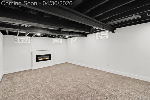 6366 Dellwood Drive, Waterford Charter Township, MI 48329