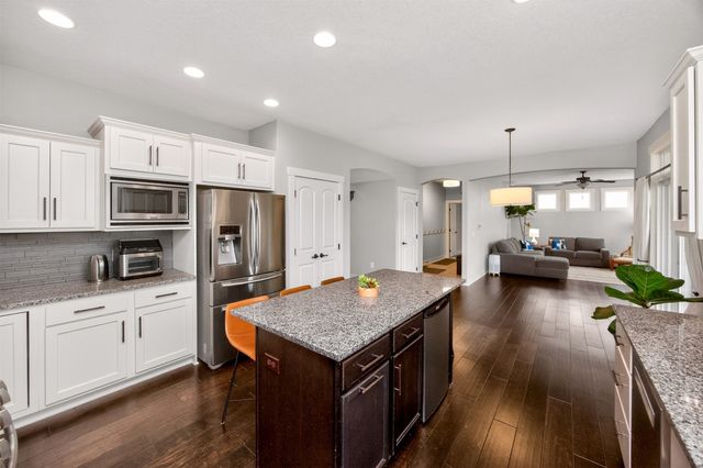 16413 Baxter Drive, Clive, IA 50323