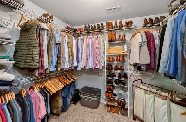 16413 Baxter Drive, Clive, IA 50323