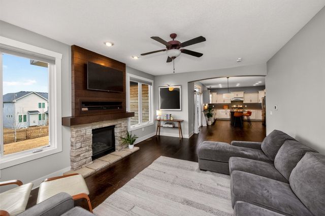 16413 Baxter Drive, Clive, IA 50323