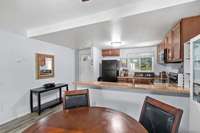 8779 Lake Murray 9, San Diego, CA 92119