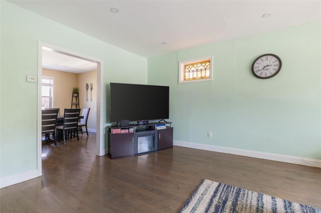 1830 Yates Avenue, Bronx, NY 10461