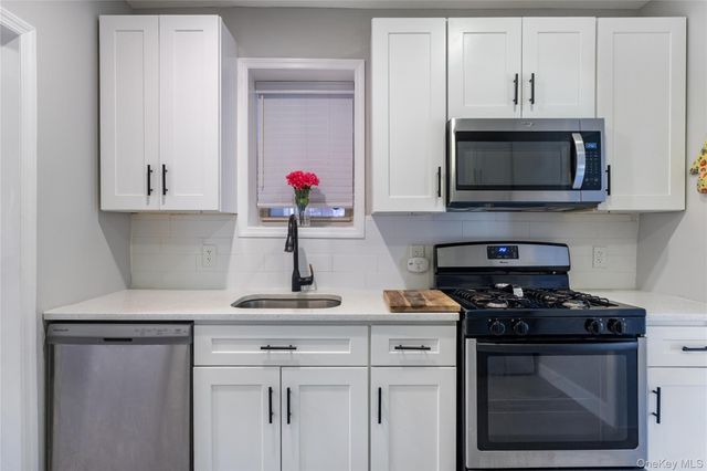 1830 Yates Avenue, Bronx, NY 10461