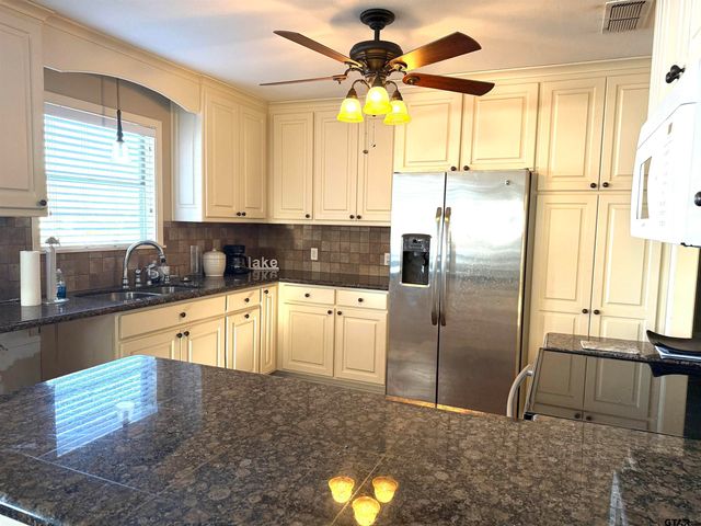 269 CR 3132, Jacksonville, TX 75766