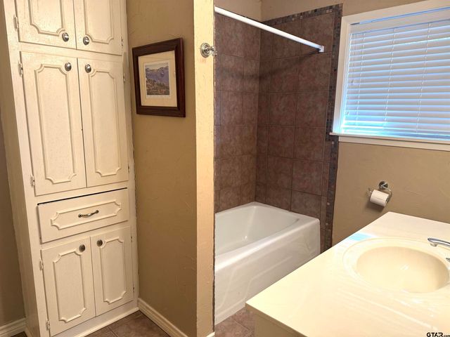 269 CR 3132, Jacksonville, TX 75766