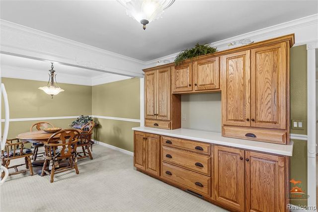 495 Springbrook Crescent, Saline, MI 48176