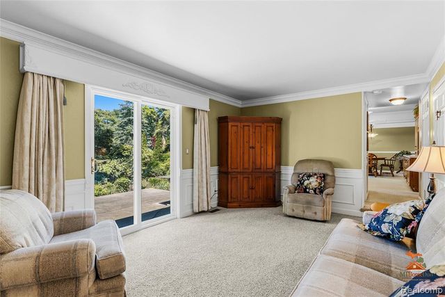 495 Springbrook Crescent, Saline, MI 48176