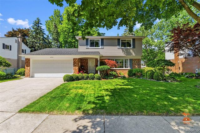 495 Springbrook Crescent, Saline, MI 48176