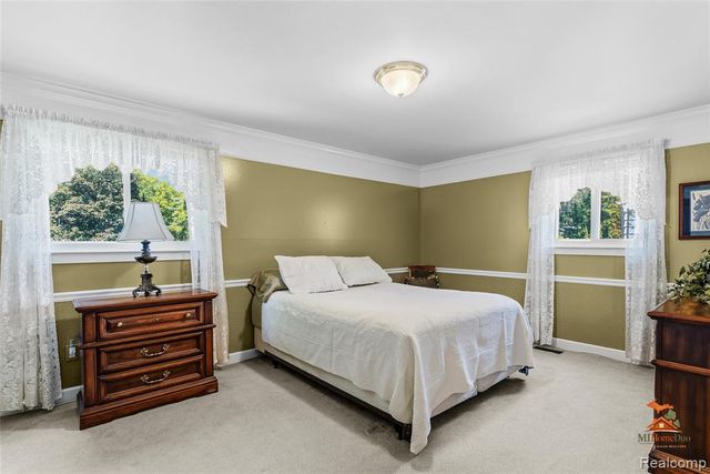 495 Springbrook Crescent, Saline, MI 48176