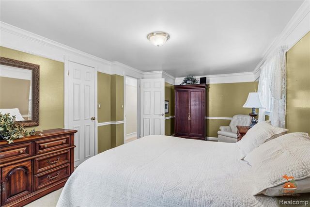 495 Springbrook Crescent, Saline, MI 48176