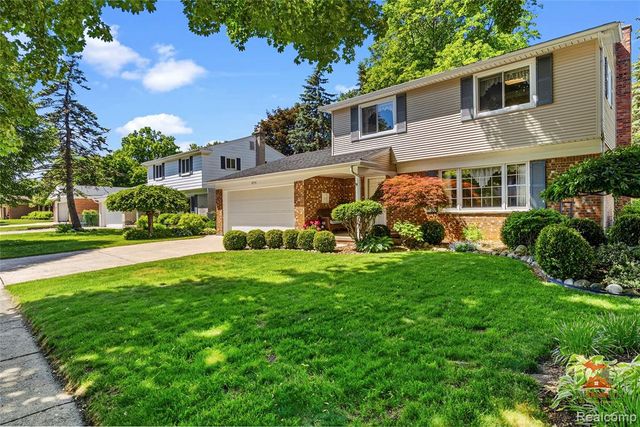 495 Springbrook Crescent, Saline, MI 48176