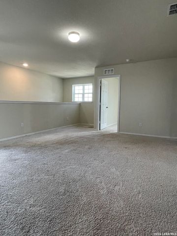 10306 GIBBONS CRK, San Antonio, TX 78252