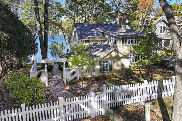 W5530 Westshore DRIVE, Elkhorn, WI 53121