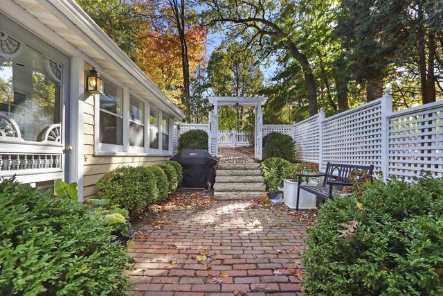 W5530 Westshore DRIVE, Elkhorn, WI 53121