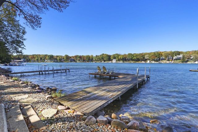 W5530 Westshore DRIVE, Elkhorn, WI 53121