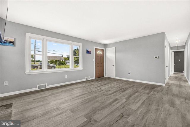9900 SHARPSBURG PIKE, Hagerstown, MD 21740