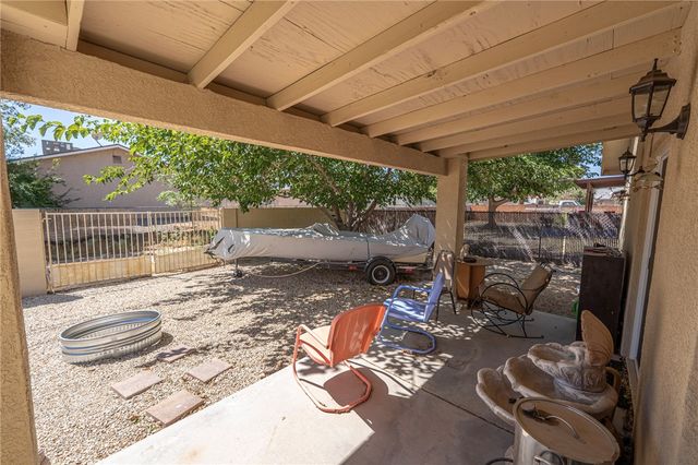 1736 Golden Gate Avenue, Kingman, AZ 86401