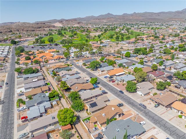 1736 Golden Gate Avenue, Kingman, AZ 86401