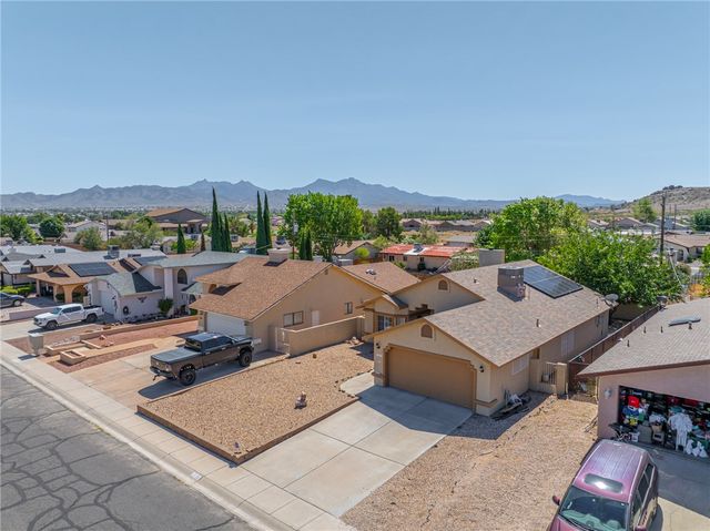 1736 Golden Gate Avenue, Kingman, AZ 86401