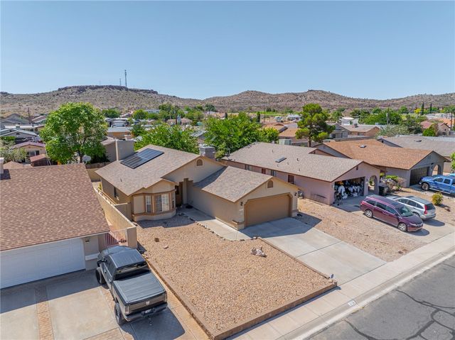 1736 Golden Gate Avenue, Kingman, AZ 86401