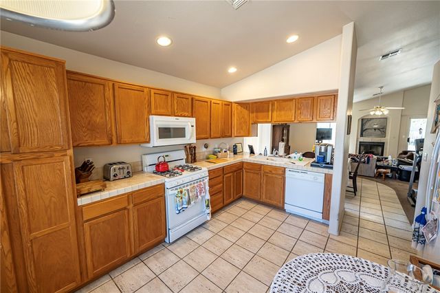 1736 Golden Gate Avenue, Kingman, AZ 86401