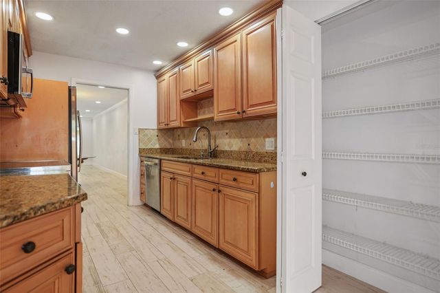 146 BOCA CIEGA POINT BLVD BOULEVARD S 146, St Petersburg, FL 33708