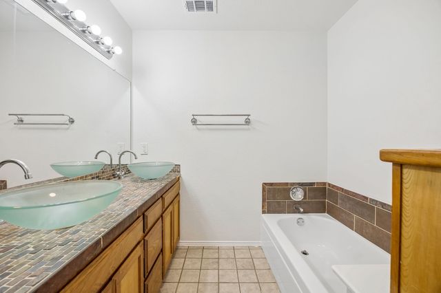 209 Willow Stone Street, Denton, TX 76207