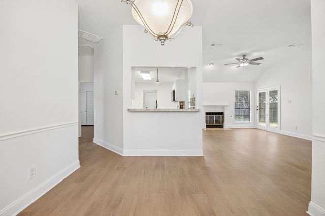 209 Willow Stone Street, Denton, TX 76207