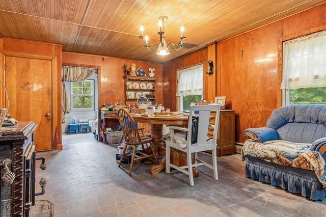 22 Carr Drive, Barrington, NH 03825