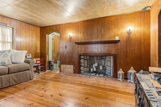 22 Carr Drive, Barrington, NH 03825