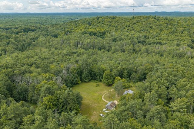 22 Carr Drive, Barrington, NH 03825