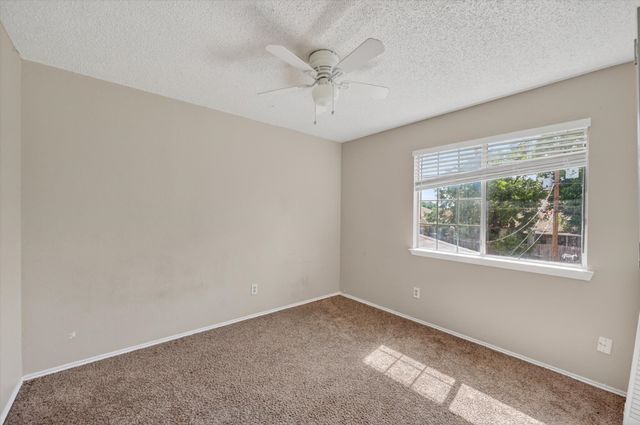 6611 Olivewood Drive, Arlington, TX 76001