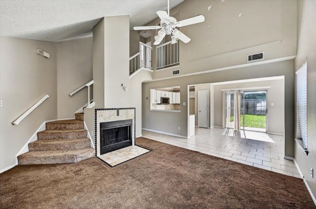 6611 Olivewood Drive, Arlington, TX 76001
