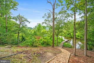 2408 WILLIAM AND MARY DR, Alexandria, VA 22308