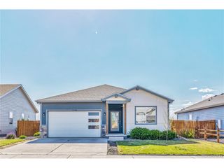 1116 Coyote Ln, Wiggins, CO 80654