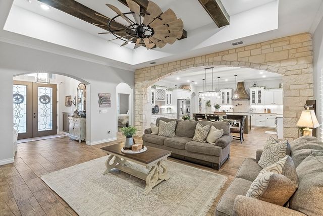 9214 County Road 2226, Taft, TX 78390