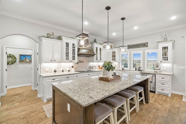 9214 County Road 2226, Taft, TX 78390