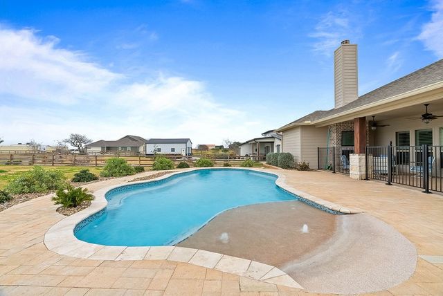 9214 County Road 2226, Taft, TX 78390