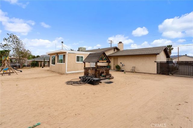 18250 Preston Street, Hesperia, CA 92345