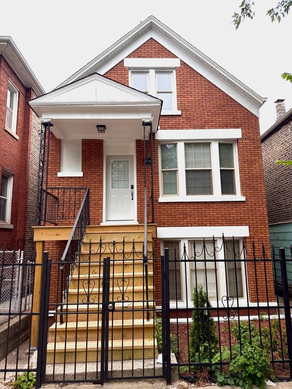 2233 S Spaulding Avenue 2, Chicago, IL 60623