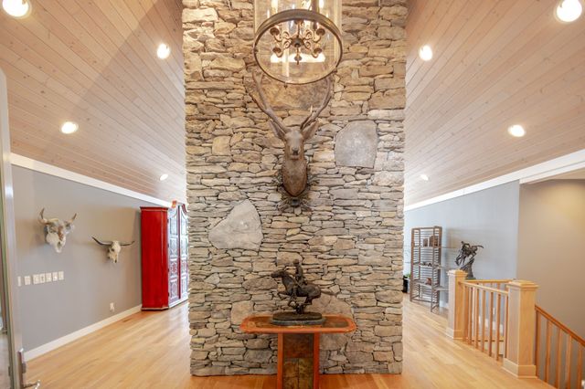 391 Bluestocking Hollow Rd, Shelbyville, TN 37160
