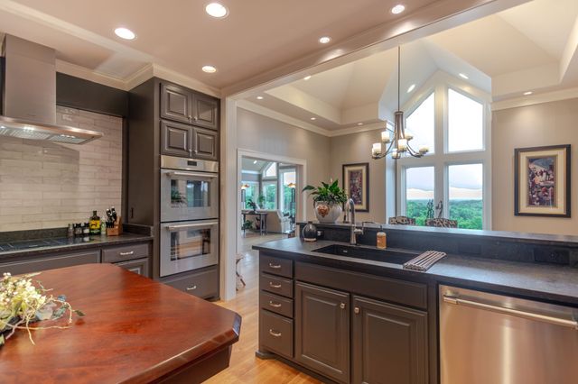 391 Bluestocking Hollow Rd, Shelbyville, TN 37160