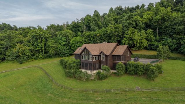 391 Bluestocking Hollow Rd, Shelbyville, TN 37160