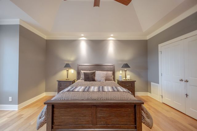 391 Bluestocking Hollow Rd, Shelbyville, TN 37160