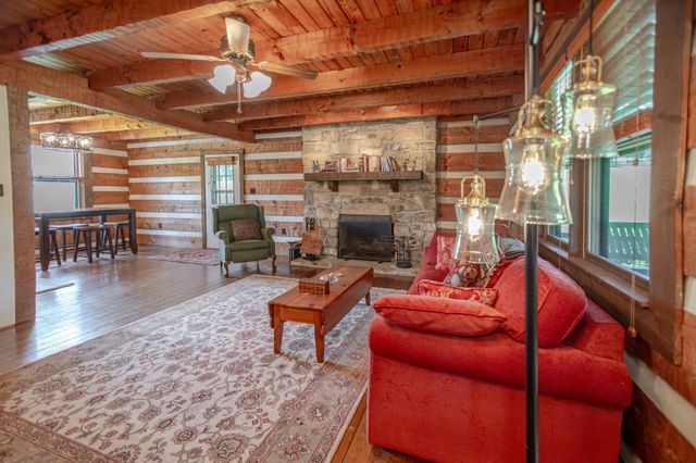 391 Bluestocking Hollow Rd, Shelbyville, TN 37160